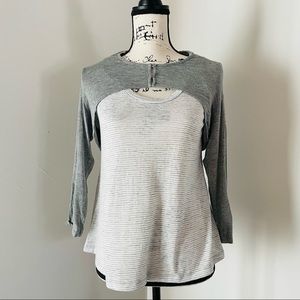 Akemi + Kin layered top XS